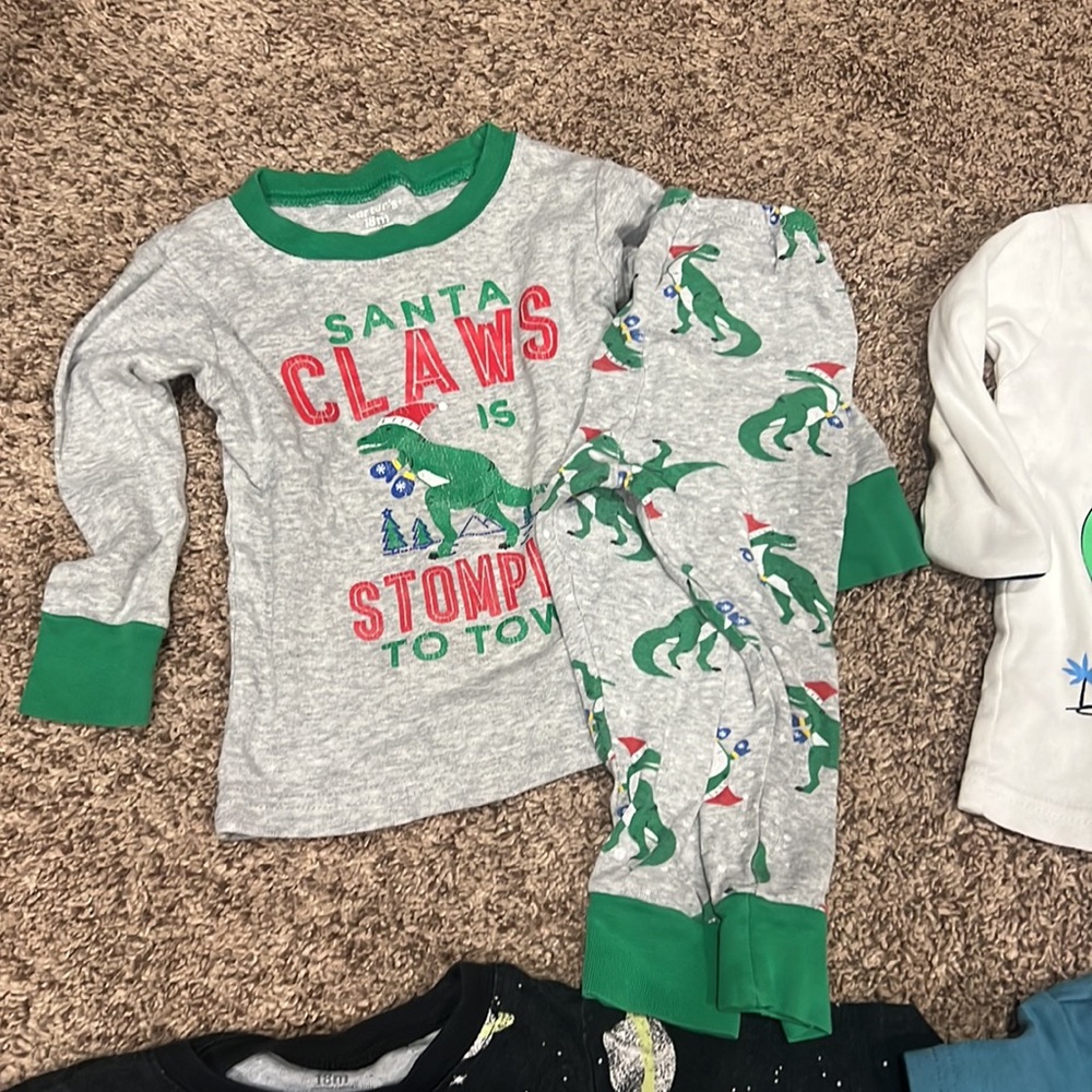 18 month boy pajama lot - Picture 4 of 10